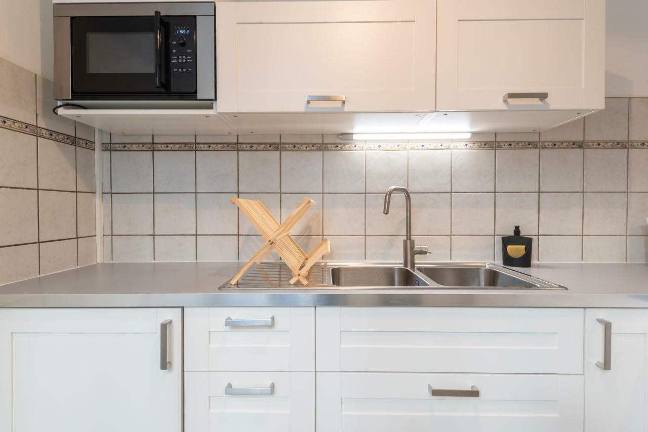Appartement Coeur De Ville - Wifi - Lave-Seche Linge Pau Bagian luar foto