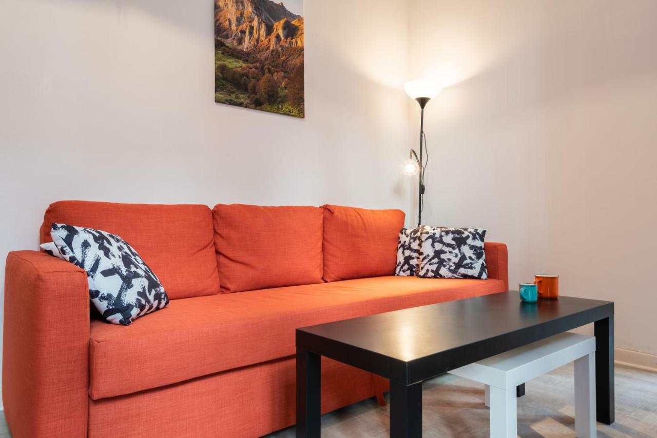 Appartement Coeur De Ville - Wifi - Lave-Seche Linge Pau Bagian luar foto