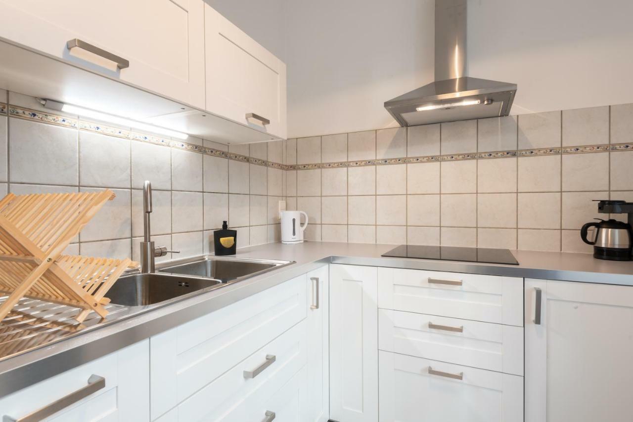 Appartement Coeur De Ville - Wifi - Lave-Seche Linge Pau Bagian luar foto